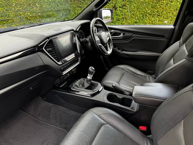 2023 Isuzu D-max 1.9 V-Cross Double Cab 4x4