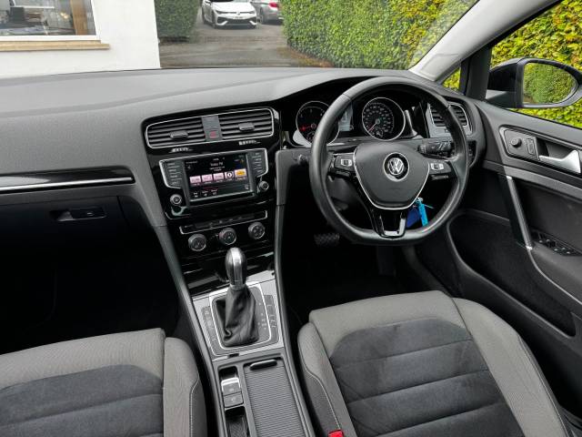 2016 Volkswagen Golf 2.0 𝐕𝐄𝐇𝐈𝐂𝐋𝐄 𝐑𝐄𝐒𝐄𝐑𝐕𝐄𝐃