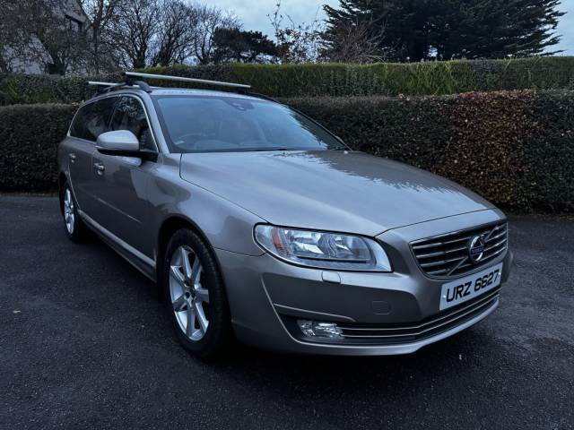 Volvo V70 2.0 D4 [181] SE Nav 5dr Geartronic Estate Diesel Gold