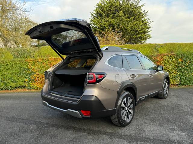 2026 Subaru Outback 2.5i Touring