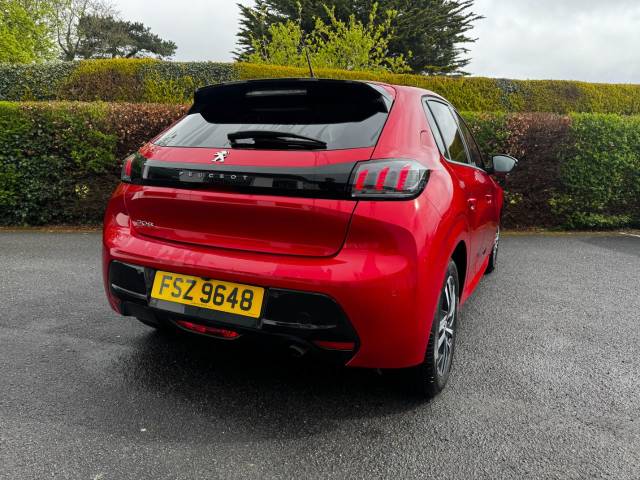 2022 Peugeot 208 1.2 PureTech 100 Allure Premium 5dr