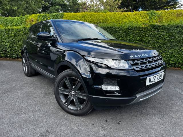 Land Rover Range Rover Evoque 2.2 SD4 Pure 5dr [Tech Pack] Estate Diesel Black