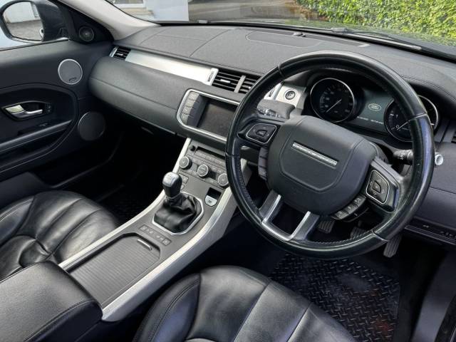 2015 Land Rover Range Rover Evoque 2.2 SD4 Pure 5dr [Tech Pack]