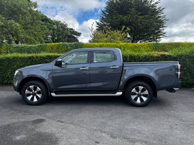 2021 Isuzu D-max 1.9 𝐕𝐄𝐇𝐈𝐂𝐋𝐄 𝐑𝐄𝐒𝐄𝐑𝐕𝐄𝐃