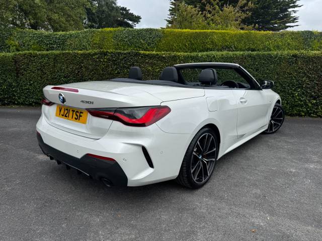 2021 BMW 4 Series 2.0 𝐕𝐄𝐇𝐈𝐂𝐋𝐄 𝐑𝐄𝐒𝐄𝐑𝐕𝐄𝐃