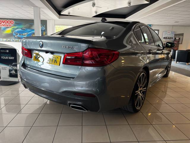 2018 BMW 5 Series 3.0 540i xDrive M Sport 4dr Auto